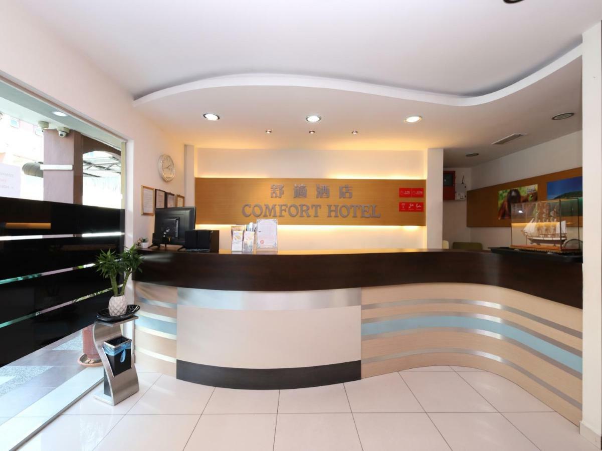 Oyo 750 Comfort Hotel Кота Кинабалу Екстериор снимка