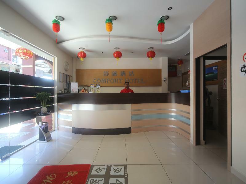 Oyo 750 Comfort Hotel Кота Кинабалу Екстериор снимка